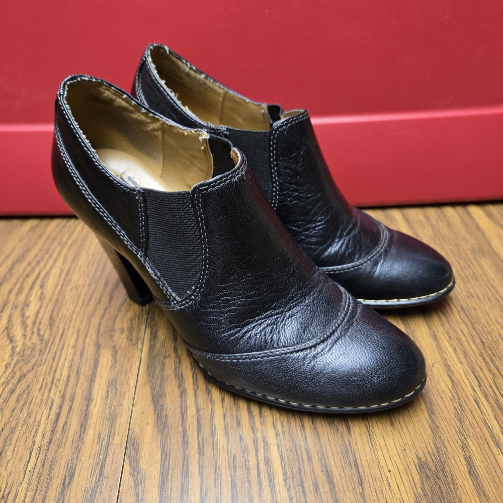 Sofft Black Leather Heel Booties